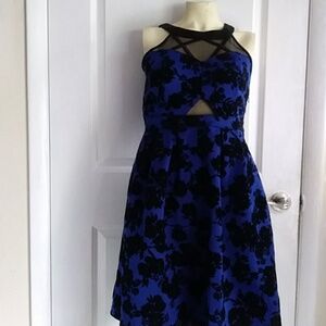 Women dress size 6